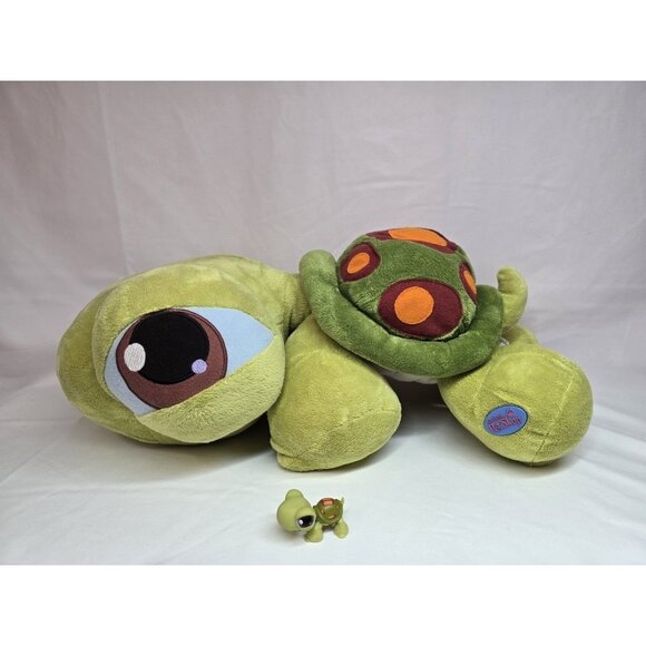 Littlest Pet Shop Other - Littlest Pet Shop LPS Jumbo Plush Turtle Stuffed Toy 2005 With Figure Rare